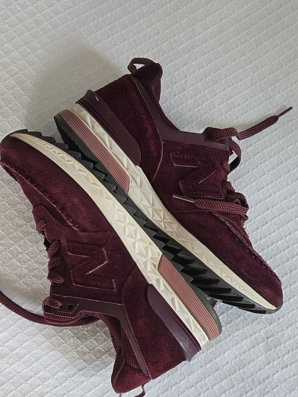 New Balance 574 Sport Burgundy Genuine Suede Women’s Size 9 WS574PSA Discontinue